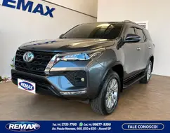 TOYOTA HILUX 2.7 VVT-i FLEX CD SR 4X2 AUTOMÁTICO TOYOTA HILUX 2.7 VVT-i FLEX CD SR 4X2 AUTOMÁTICO