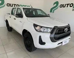 TOYOTA HILUX 2.8 D-4D TURBO DIESEL CD POWER PACK 4X4 MANUAL TOYOTA HILUX 2.8 D-4D TURBO DIESEL CD POWER PACK 4X4 MANUAL