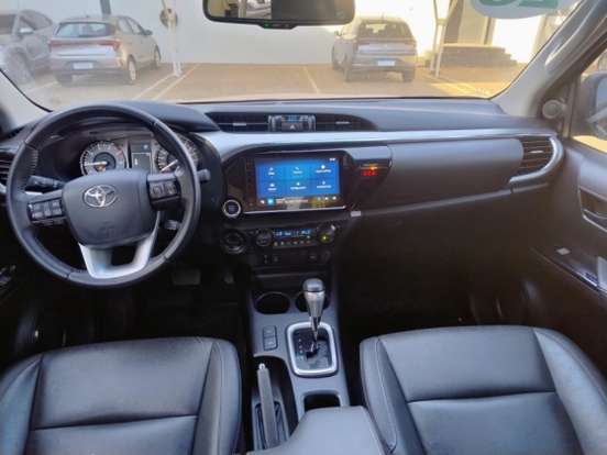 TOYOTA-HILUX-2.8 D-4D TURBO DIESEL CD SRV 4X4 AUTOMÁTICO TOYOTA-HILUX-2024