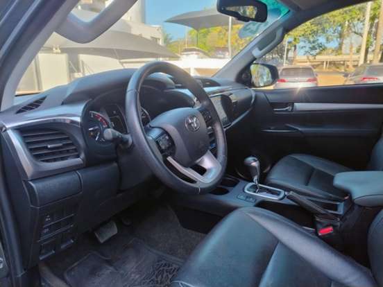 TOYOTA-HILUX-2.8 D-4D TURBO DIESEL CD SRV 4X4 AUTOMÁTICO TOYOTA-HILUX-2024