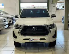 TOYOTA HILUX 2.8 D-4D TURBO DIESEL CD SRX 4X4 AUTOMÁTICO TOYOTA HILUX 2.8 D-4D TURBO DIESEL CD SRX 4X4 AUTOMÁTICO