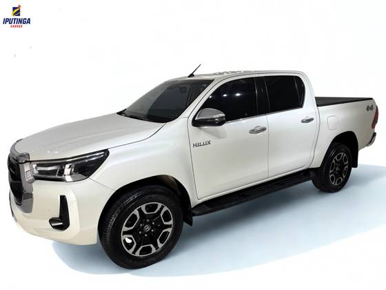 TOYOTA HILUX 2.8 D-4D TURBO DIESEL CD SRX 4X4 AUTOMÁTICO