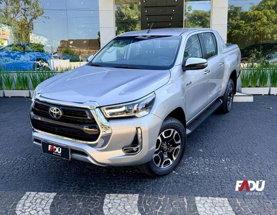 TOYOTA HILUX 2.8 D-4D TURBO DIESEL CD SRX 4X4 AUTOMÁTICO