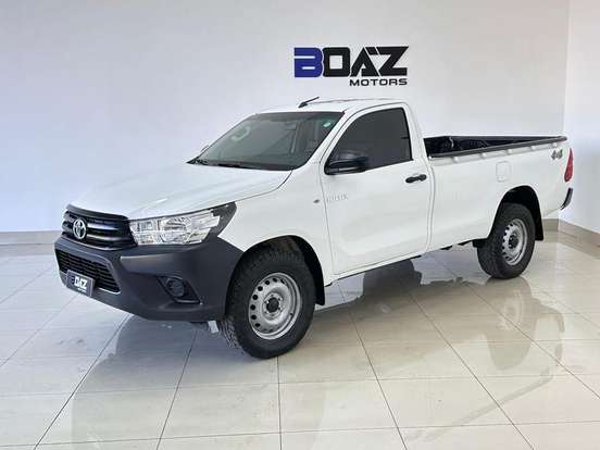 TOYOTA-HILUX-2023