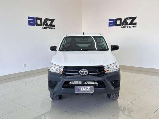 TOYOTA-HILUX-2.8 D-4D TURBO DIESEL CS 4X4 MANUAL TOYOTA-HILUX-2023