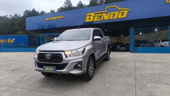 TOYOTA HILUX 2.8 SRV 4X4 CD 16V DIESEL 4P AUTOMÁTICO