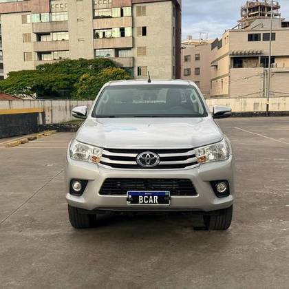 TOYOTA HILUX 2.8 SRV 4X4 CD 16V DIESEL 4P AUTOMÁTICO