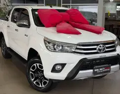 TOYOTA HILUX 2.8 SRX 4X4 CD 16V DIESEL 4P AUTOMÁTICO TOYOTA HILUX 2.8 SRX 4X4 CD 16V DIESEL 4P AUTOMÁTICO