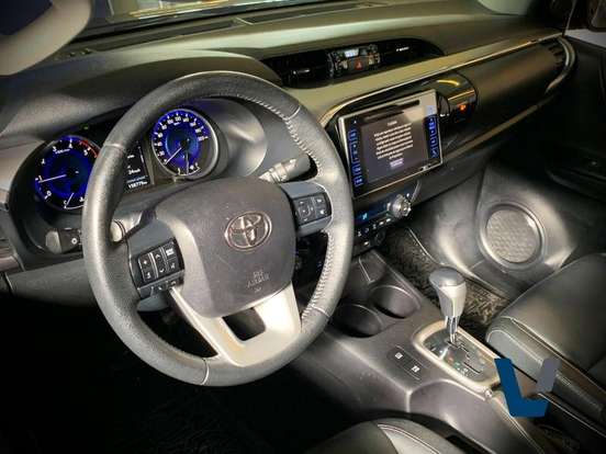TOYOTA-HILUX-2016