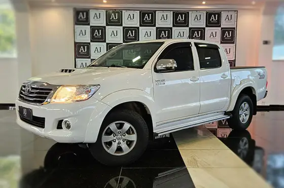 TOYOTA HILUX 3.0 SRV 4X4 CD 16V TURBO INTERCOOLER DIESEL 4P AUTOMÁTICO
