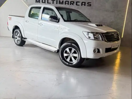 TOYOTA-HILUX-3.0 STD 4X4 CD 16V TURBO INTERCOOLER DIESEL 4P MANUAL TOYOTA-HILUX-2015