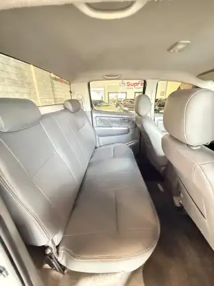 TOYOTA-HILUX-2015