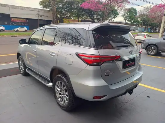TOYOTA-HILUX SW4-2021