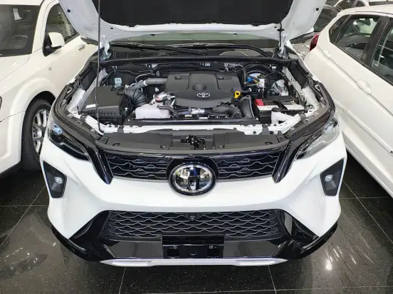 TOYOTA-HILUX SW4-2.8 D-4D TURBO DIESEL SRX PLATINUM 4X4 AUTOMÁTICO TOYOTA-HILUX SW4-2026