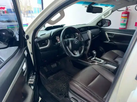 TOYOTA-HILUX SW4-2.8 SRX 4X4 16V TURBO INTERCOOLER DIESEL 4P AUTOMÁTICO TOYOTA-HILUX SW4-2018