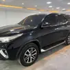 TOYOTA HILUX SW4 2.8 SRX 4X4 7 LUGARES 16V TURBO INTERCOOLER DIESEL 4P AUTOMÁTICO TOYOTA HILUX SW4 2.8 SRX 4X4 7 LUGARES 16V TURBO INTERCOOLER DIESEL 4P AUTOMÁTICO