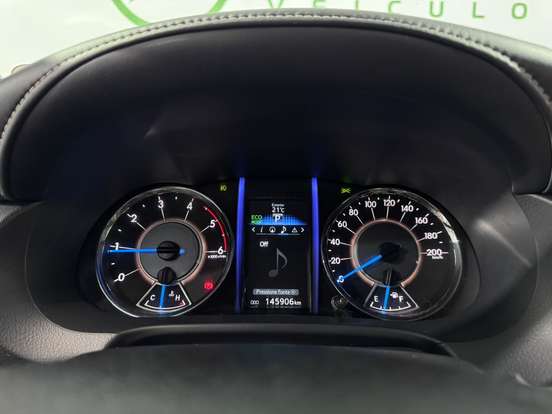 TOYOTA-HILUX SW4-2018