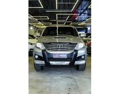 TOYOTA HILUX SW4 3.0 SRV 4X4 7 LUGARES 16V TURBO INTERCOOLER DIESEL 4P AUTOMÁTICO TOYOTA HILUX SW4 3.0 SRV 4X4 7 LUGARES 16V TURBO INTERCOOLER DIESEL 4P AUTOMÁTICO