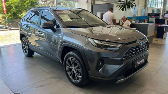 TOYOTA-RAV4-2024