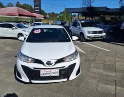 TOYOTA YARIS 1.3 16V FLEX XL LIVE MULTIDRIVE TOYOTA YARIS 1.3 16V FLEX XL LIVE MULTIDRIVE
