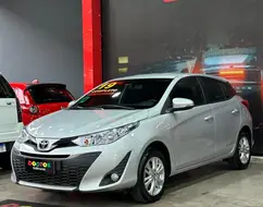 TOYOTA YARIS 1.3 16V FLEX XL PLUS TECH MULTIDRIVE TOYOTA YARIS 1.3 16V FLEX XL PLUS TECH MULTIDRIVE