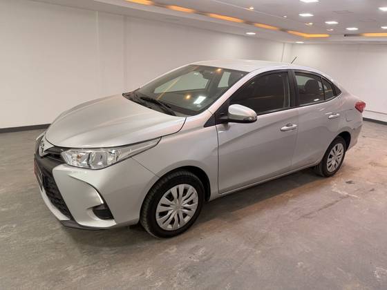 TOYOTA YARIS 1.5 16V FLEX SEDAN XL MULTIDRIVE