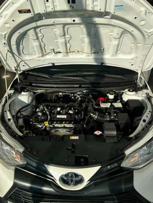 TOYOTA-YARIS-2024