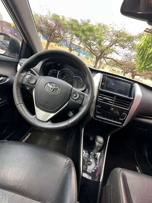 TOYOTA-YARIS-1.5 16V FLEX SEDAN XLS MULTIDRIVE TOYOTA-YARIS-2019