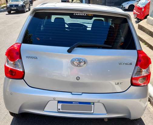 TOYOTA-ETIOS-2014