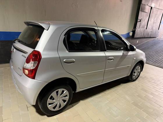 TOYOTA ETIOS 1.5 XS 16V FLEX 4P AUTOMÁTICO