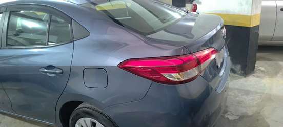 TOYOTA-YARIS-2021