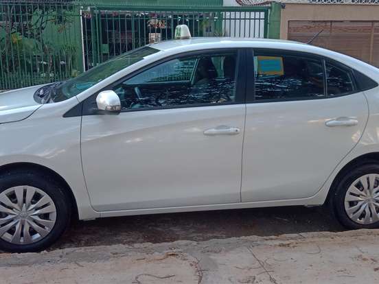 TOYOTA-YARIS-1.5 16V FLEX SEDAN XL MULTIDRIVE TOYOTA-YARIS-2023