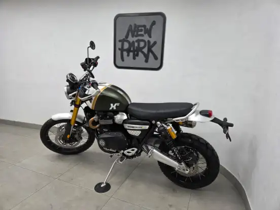 TRIUMPH-BONNEVILLE SCRAMBLER 1200 XE-2026