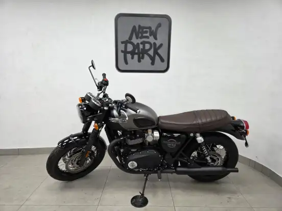 TRIUMPH-BONNEVILLE T120 BLACK 1200-2026