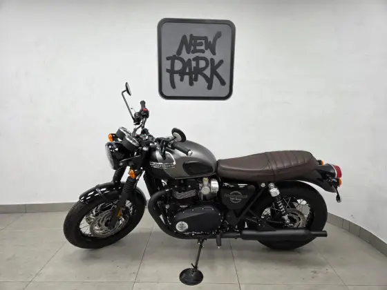TRIUMPH BONNEVILLE T120 BLACK 1200 
