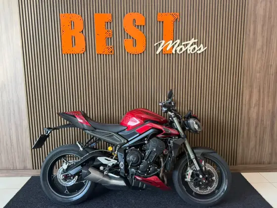 TRIUMPH STREET TRIPLE 765 RS 