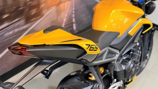 TRIUMPH-STREET TRIPLE RS ABS-2026