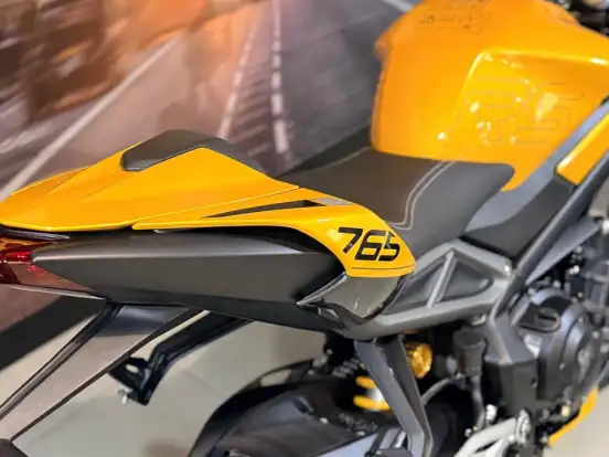 TRIUMPH-STREET TRIPLE RS ABS TRIUMPH-STREET TRIPLE RS ABS-2026