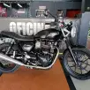 TRIUMPH STREET TWIN TRIUMPH STREET TWIN