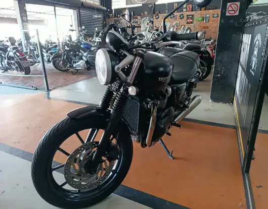 TRIUMPH-STREET TWIN-2018