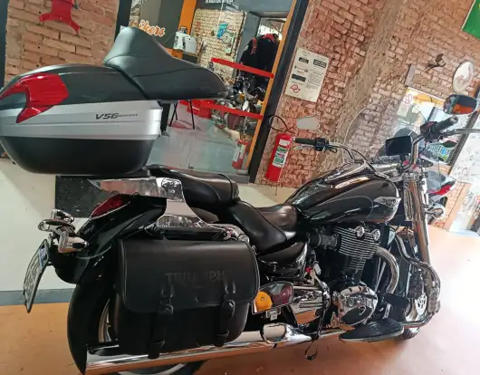 TRIUMPH-THUNDERBIRD COMMANDER ABS-2014