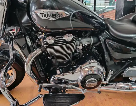 TRIUMPH-THUNDERBIRD COMMANDER ABS-2014