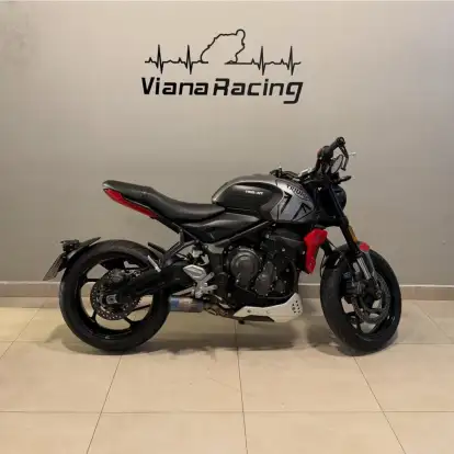 TRIUMPH-TRIDENT 660-2023