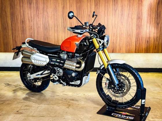 TRIUMPH BONNEVILLE SCRAMBLER 1200 XE 