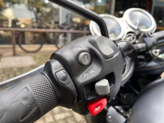 TRIUMPH-BONNEVILLE T120 BLACK 1200 TRIUMPH-BONNEVILLE T120 BLACK 1200-2016