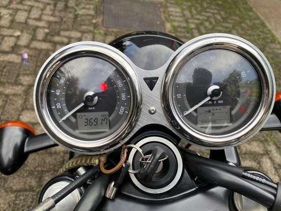 TRIUMPH-BONNEVILLE T120 BLACK 1200 TRIUMPH-BONNEVILLE T120 BLACK 1200-2016