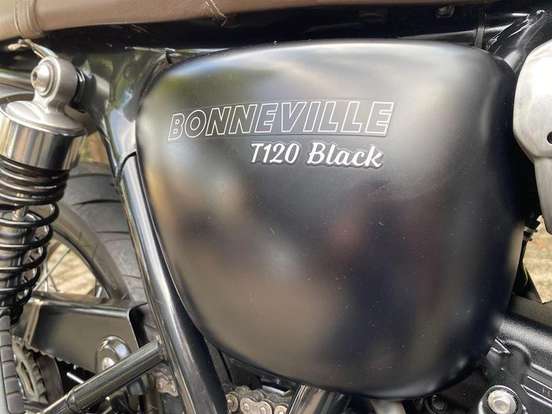 TRIUMPH-BONNEVILLE T120 BLACK 1200 TRIUMPH-BONNEVILLE T120 BLACK 1200-2016