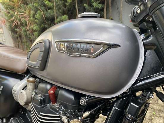 TRIUMPH-BONNEVILLE T120 BLACK 1200 TRIUMPH-BONNEVILLE T120 BLACK 1200-2016