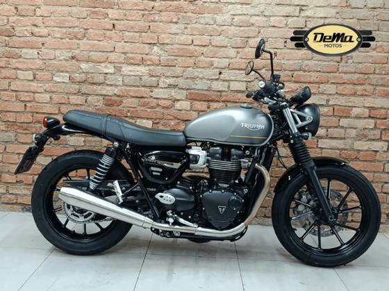 TRIUMPH SPEED TWIN 900 