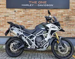 TRIUMPH TIGER 1200 RALLY EXPLORER TRIUMPH TIGER 1200 RALLY EXPLORER